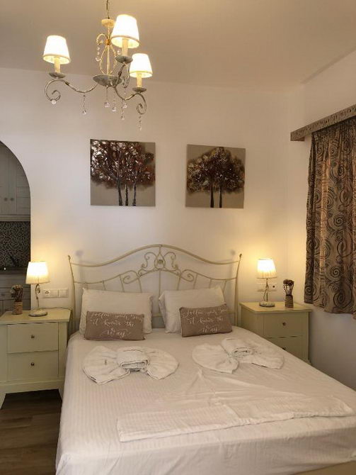 Naxos Studios Marias Residence