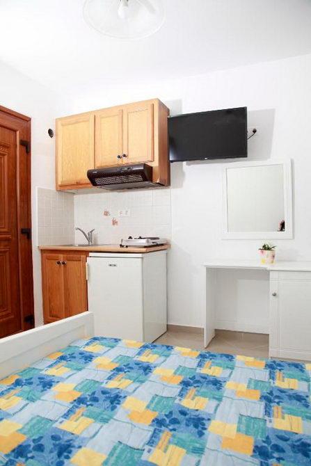 Naxos Studios Marias Residence