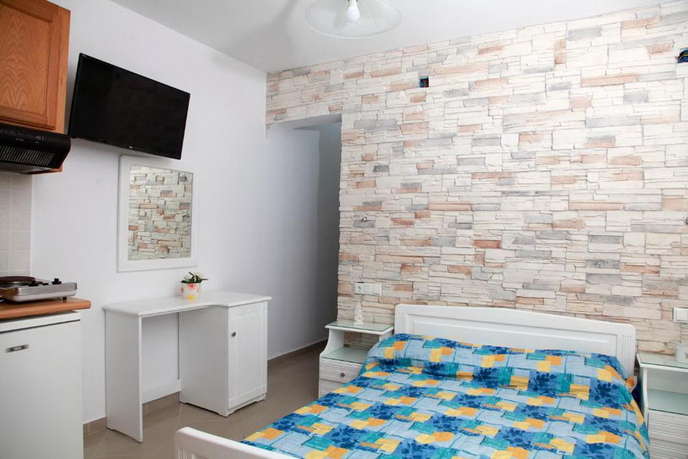 Naxos Studios Marias Residence