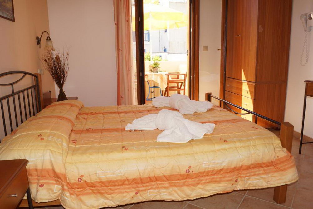 Naxos Studios Marias Residence