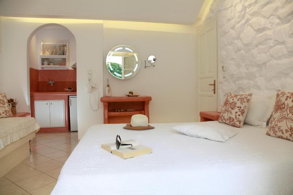 Naxos Studios Marias Residence