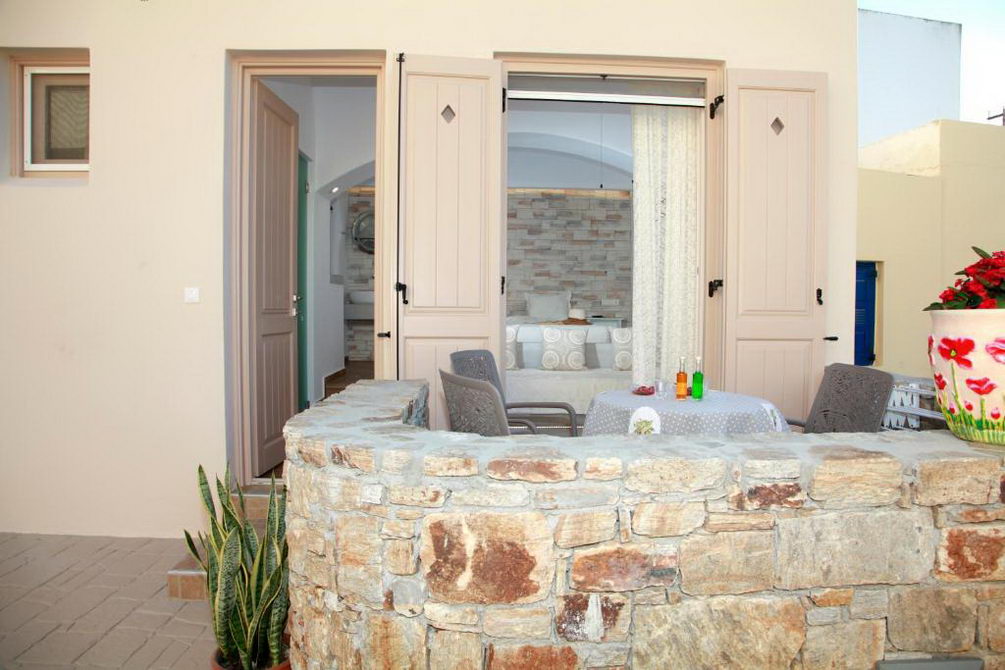 Naxos Studios Marias Residence