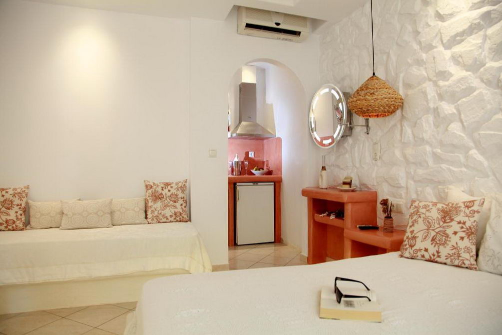 Naxos Studios Marias Residence