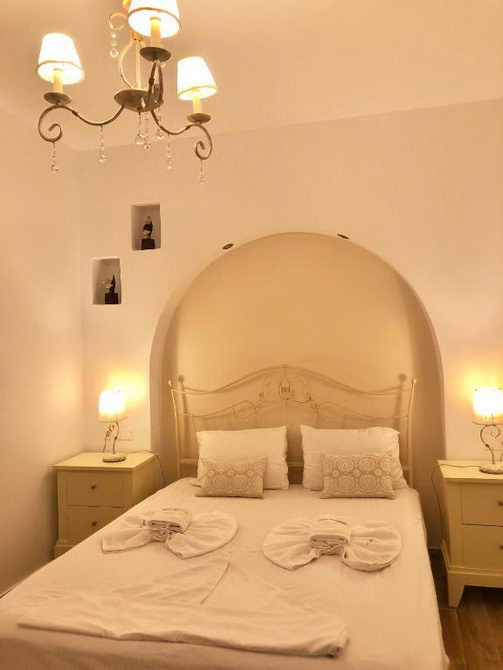 Naxos Studios Marias Residence