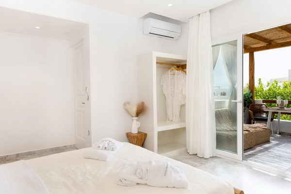 Naxos Studios Marias Residence